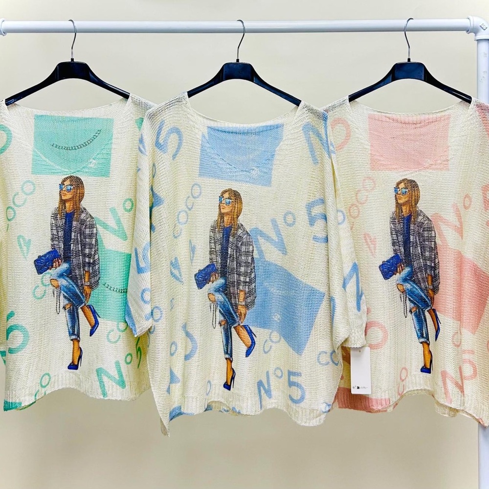 Graphic Knit Sweater with Fashion Print